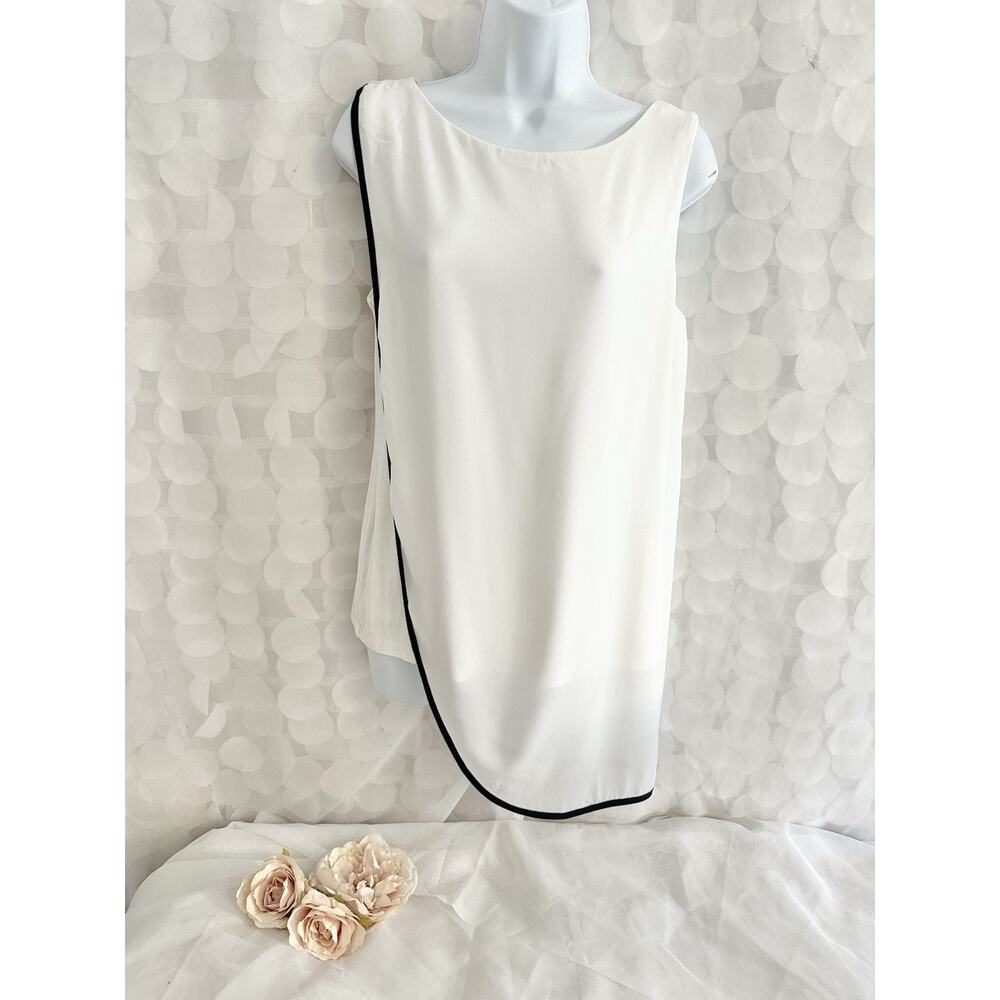 travelers by CHiCO'S Medium 1 ivory asymmetric top black trim tunic dressy